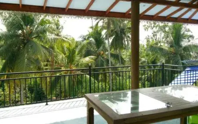 Shine Paradise Villa