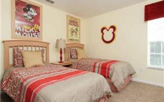 Sandra's Windsor Palms Villa *