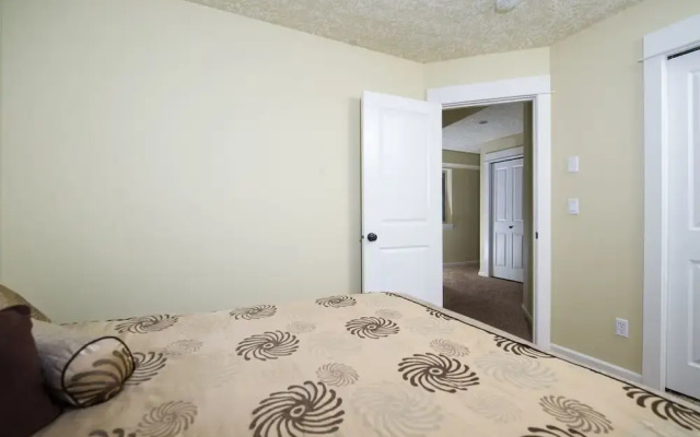 Deer Haven 4 Br cottage by RedAwning