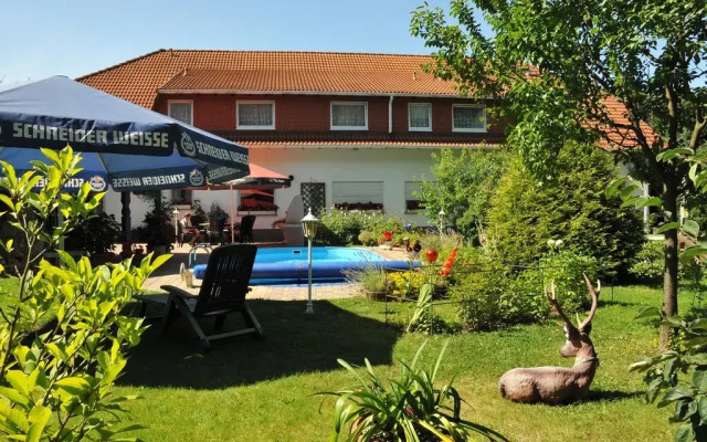 Land-Hotel Am Wald Garni