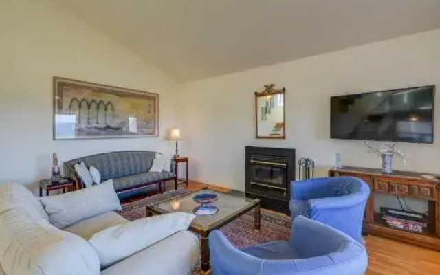 Neel Nirvana - Three Bedroom Home