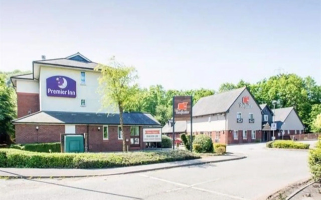 Premier Inn Newport Wales M4, J24