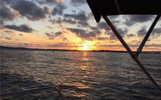 Nautilus 3605 Waverly by RedAwning