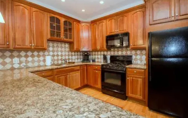 Brookline Village Townhouse by STARS of Boston