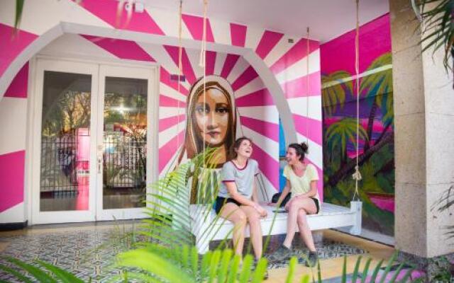 Hostel Fatima Beach - Adults Only