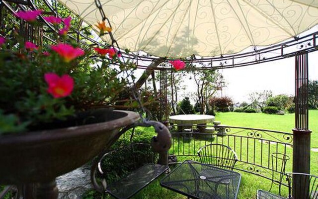 Gang Hwa Ra On Pension