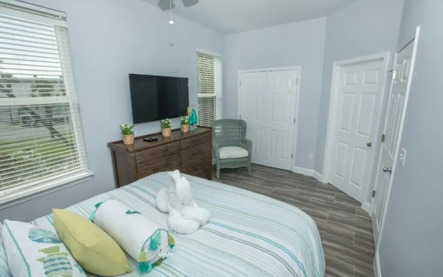 Joe's Dream 3 Bedroom Home by RedAwning