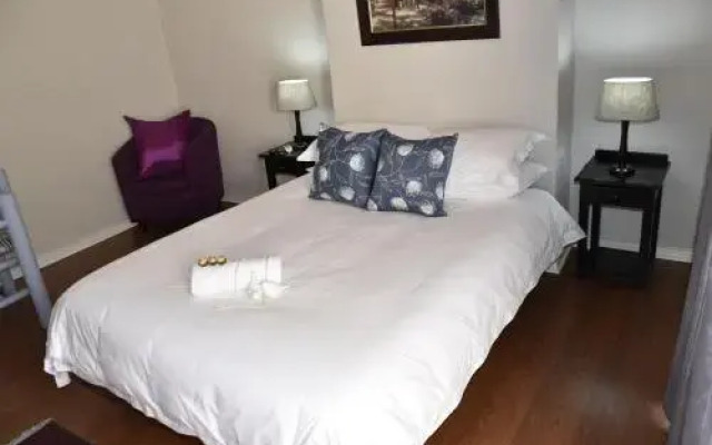Poetry Guestrooms