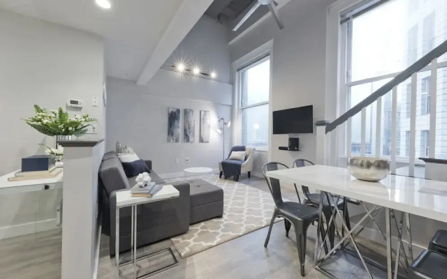 Airy Downtown Crossing Suites by Sonder