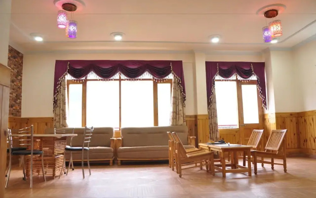Hotel Kings Land