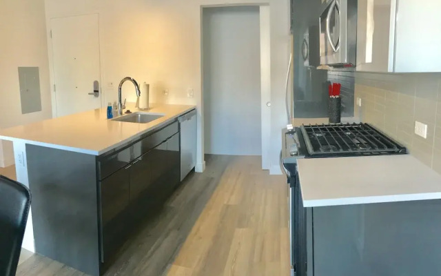 Lakeview Apartments in Chicago