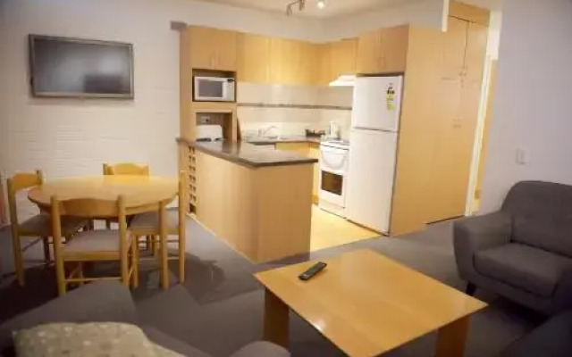 Snow Ski Apartments 24