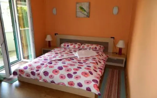 Holiday House Olania