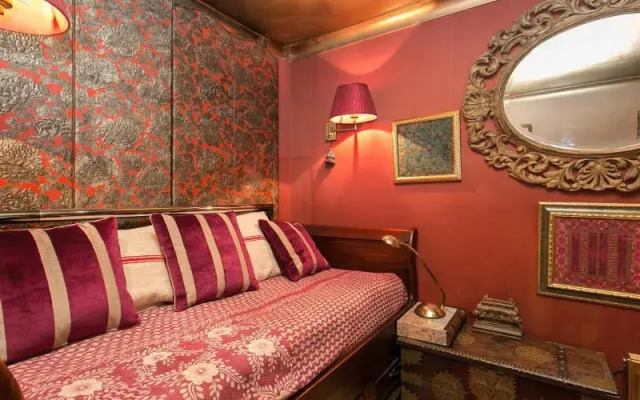 Veeve  2 Bed Maisonette Brook Green West Kensington