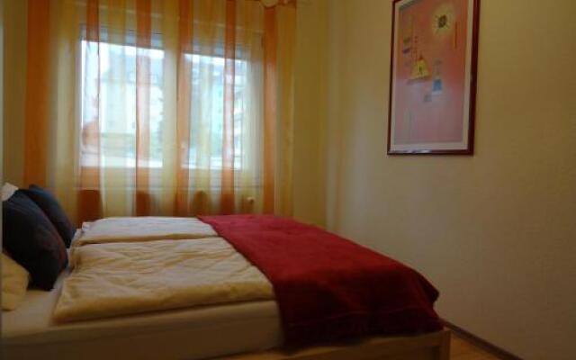 Ferienwohnung Huttenstrasse 22C