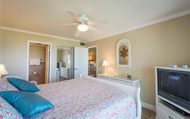 515 Madeira Norte Condo