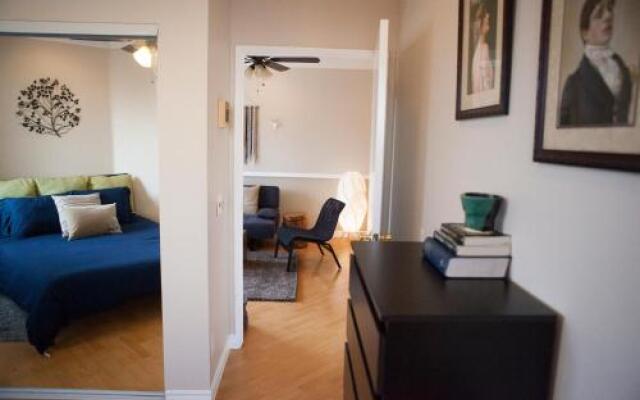 #3 Sunny Stylish 2br Flat Hollywood