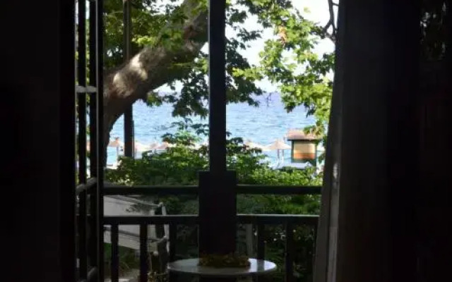 Hermes Hotel