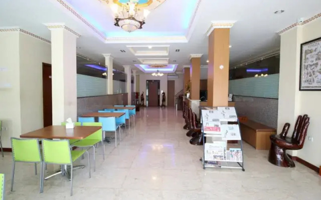 Ion Hotel
