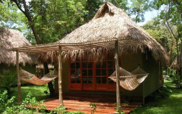 Sol y Luna Lodge