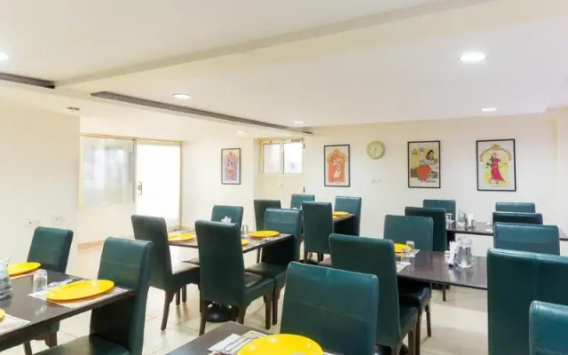 Sravya Compact Residency