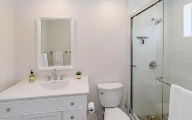 Pacific Villas: Unit 2