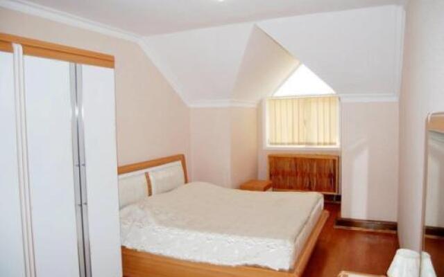 Is Hotel