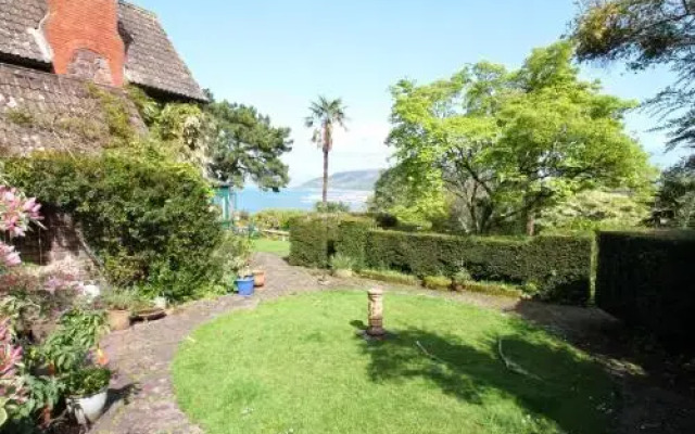Chapel Knap