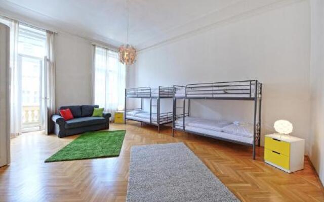 Louvre Loft Apartment