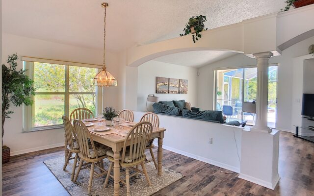 446 Lake Shore Parkway