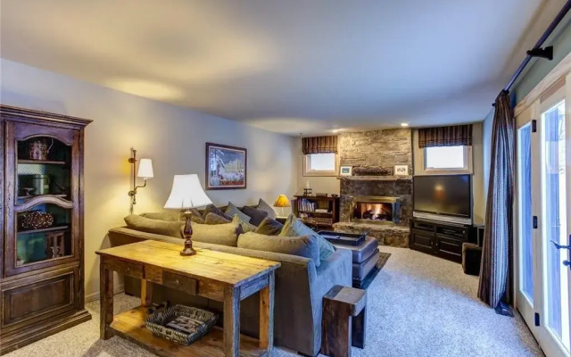 2428 Queen Esther Drive