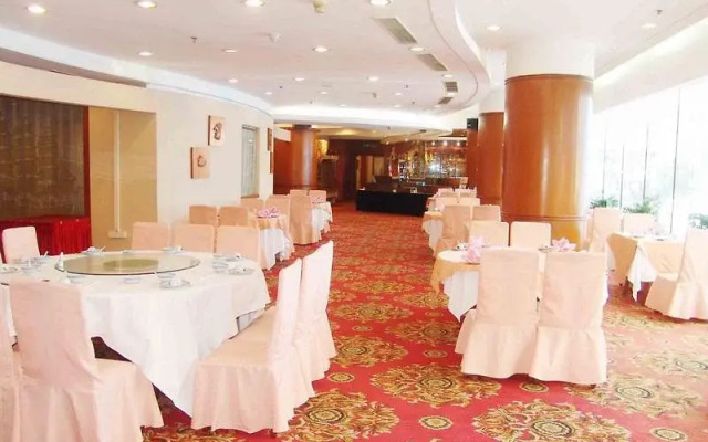 Mercure Hotel Dalian-Friendship Square