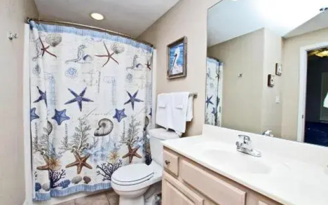 Crystal Shores West 1007