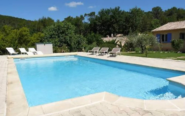 Holiday Home (LOG160)