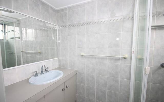 Shoreline Six With Ocean Views To See The Whales