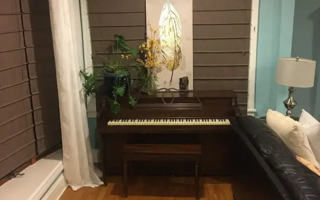 A&M Spacious Home Away