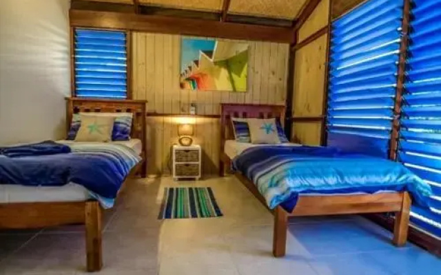 The Beach Shack - Koda Beach Bungalow 1