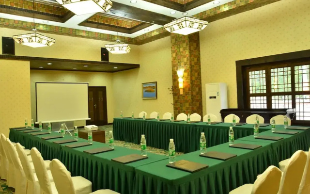 Holiday Inn Jiuzhai Jarpo