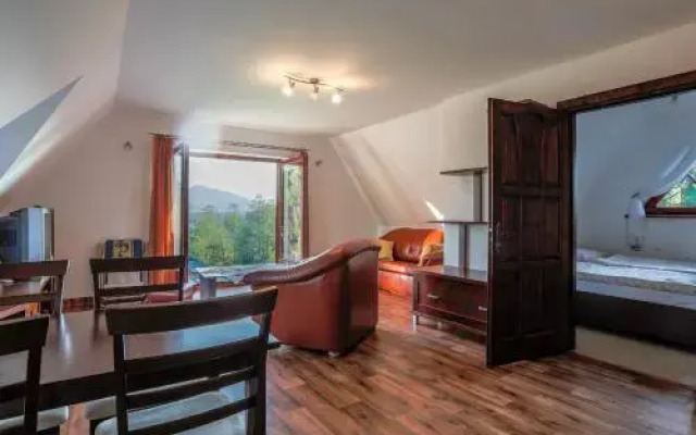 Sykowny Dworek Apartamenty