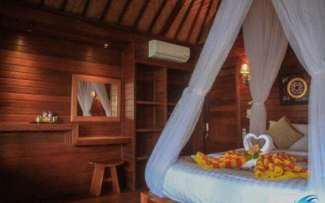 Seaside Huts Lembongan