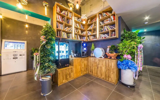 Hotel In Cafe