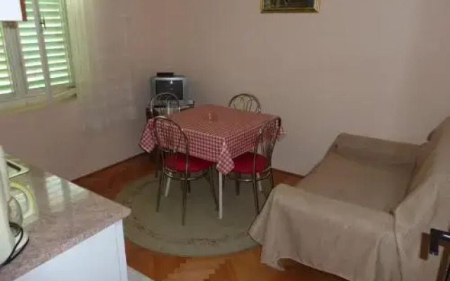 Apartments Viskovic