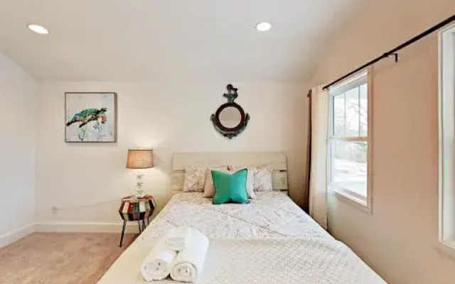 Lischey - 3 Br Home