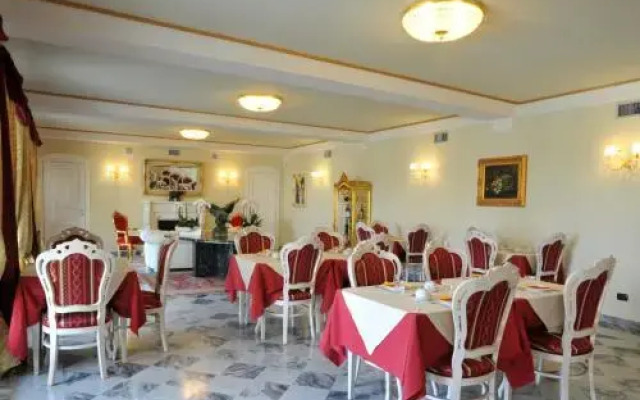 Agriturismo Cascina Varìe