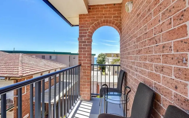 Renovated Apartment with pool