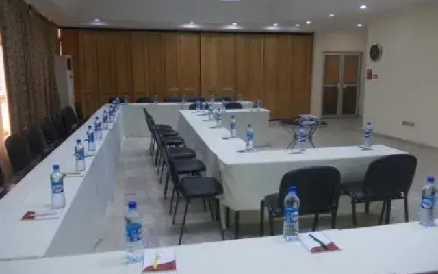 Conference Hotel & Suites Ijebu