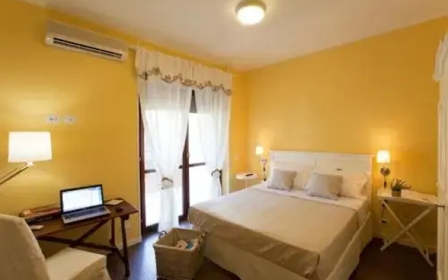 La Tuia E Il Tasso Bed  Breakfast