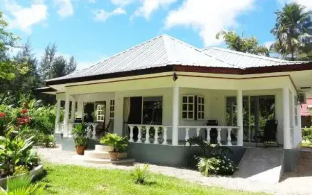 Skyblue Guesthouse - Self Catering