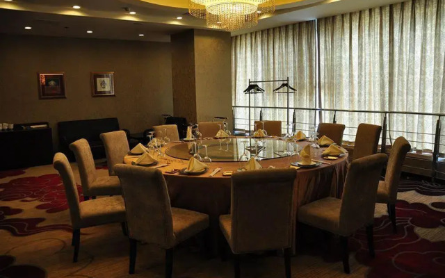 Haitian Sports Center Hotel