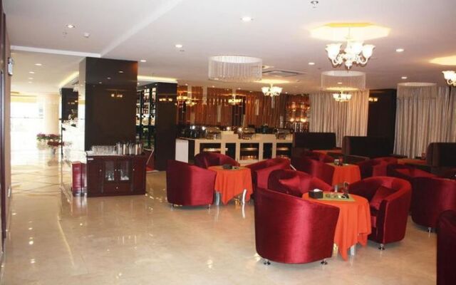 Super 8 by Wyndham Hefei Railway Station East